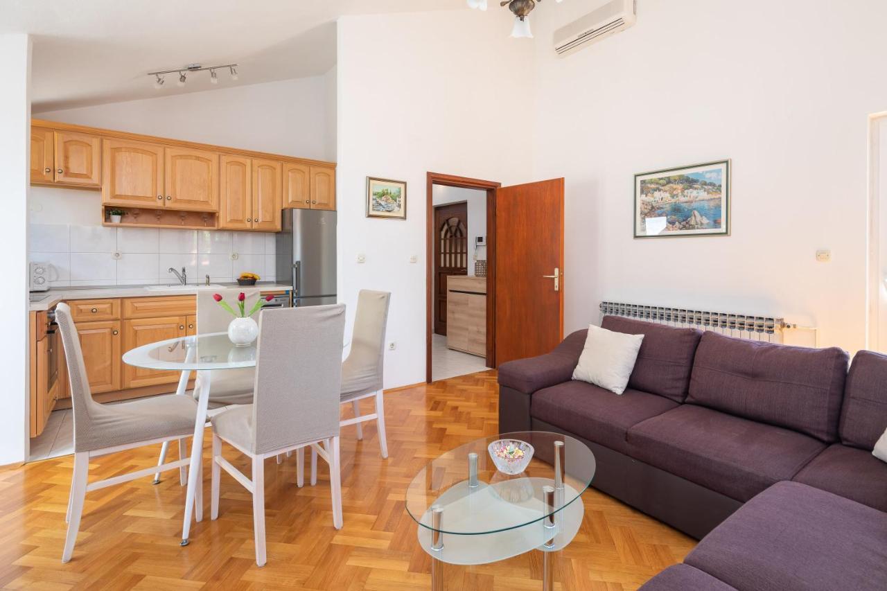 Beachfront Xxl - 2 Apartments Together - Lokva Rogoznica Εξωτερικό φωτογραφία