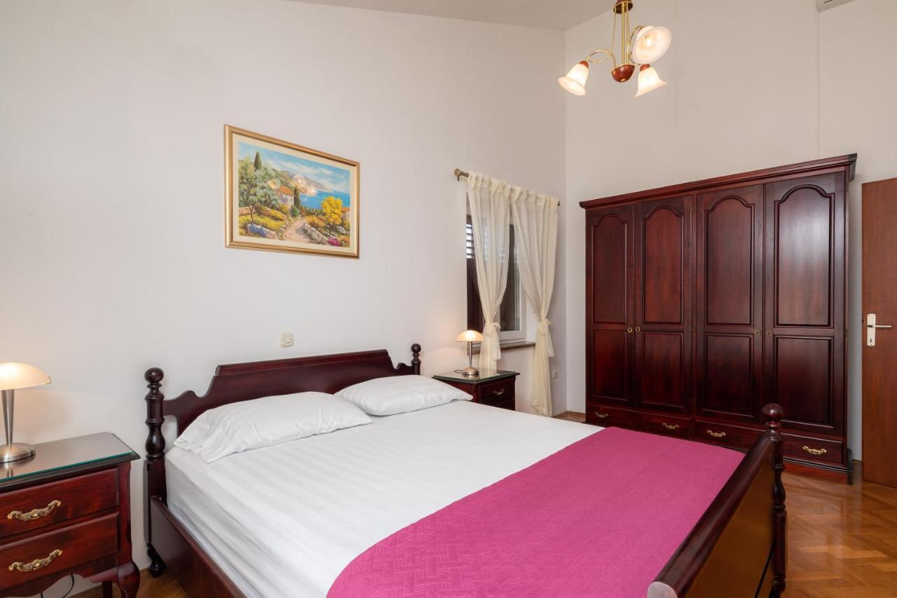 Beachfront Xxl - 2 Apartments Together - Lokva Rogoznica Εξωτερικό φωτογραφία