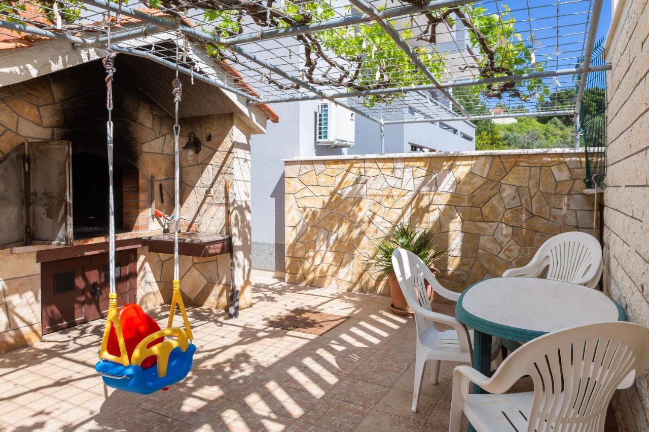 Beachfront Xxl - 2 Apartments Together - Lokva Rogoznica Εξωτερικό φωτογραφία